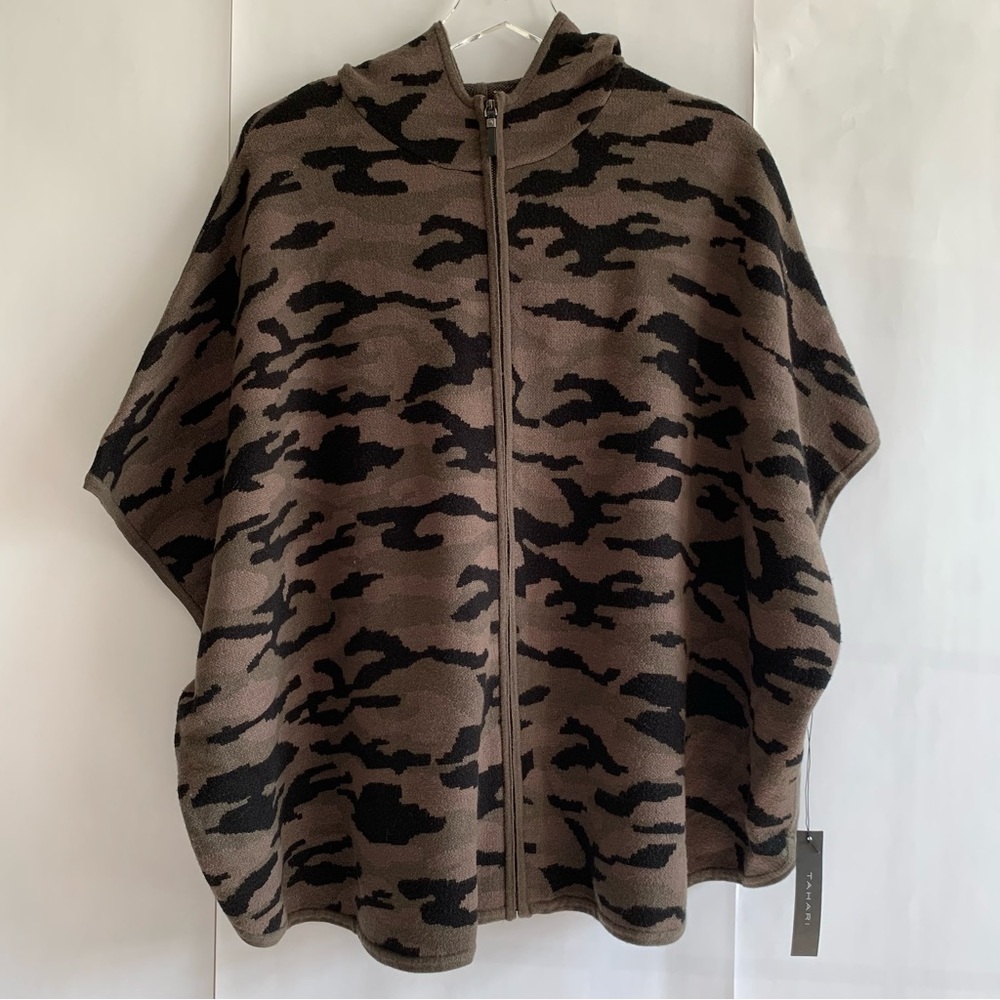 Tahari Camouflage Hooded Sleeveless Cardigan sweater knit poncho